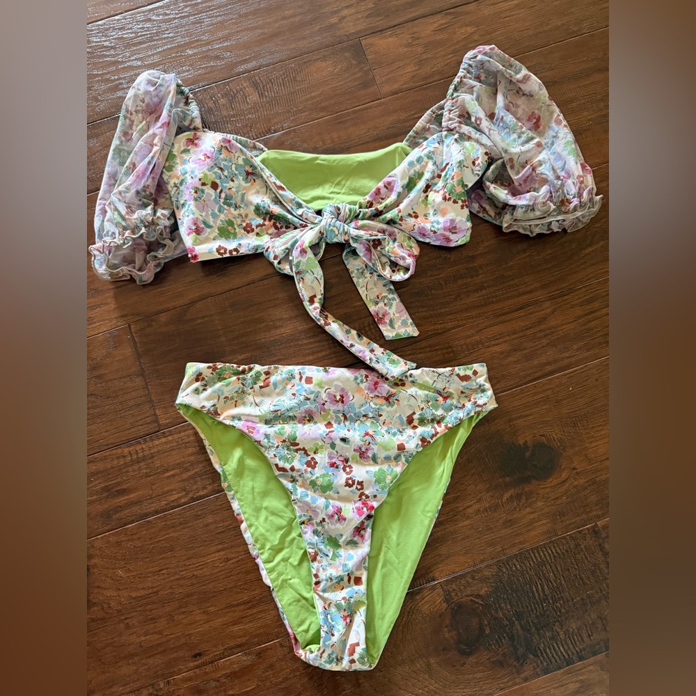 Floral Puff Sleeve Crop Top and high rise bottom bikini